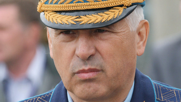 Главнокомандующий Военно-воздушными силами РФ (ВВС РФ) генерал-полковник Александр Зелин. Архив
